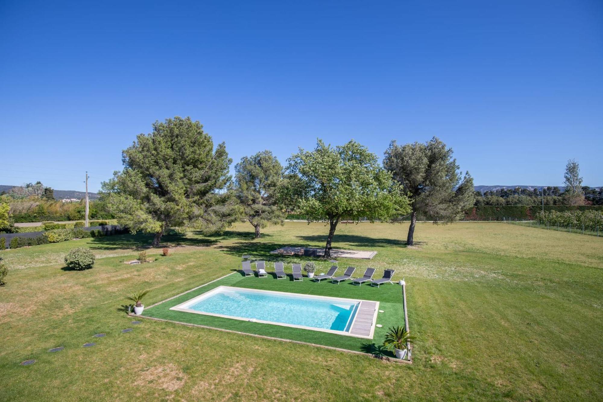 Maison Contemporaine - Grand Jardin Et Piscine Privee L'Isle-sur-la-Sorgue
