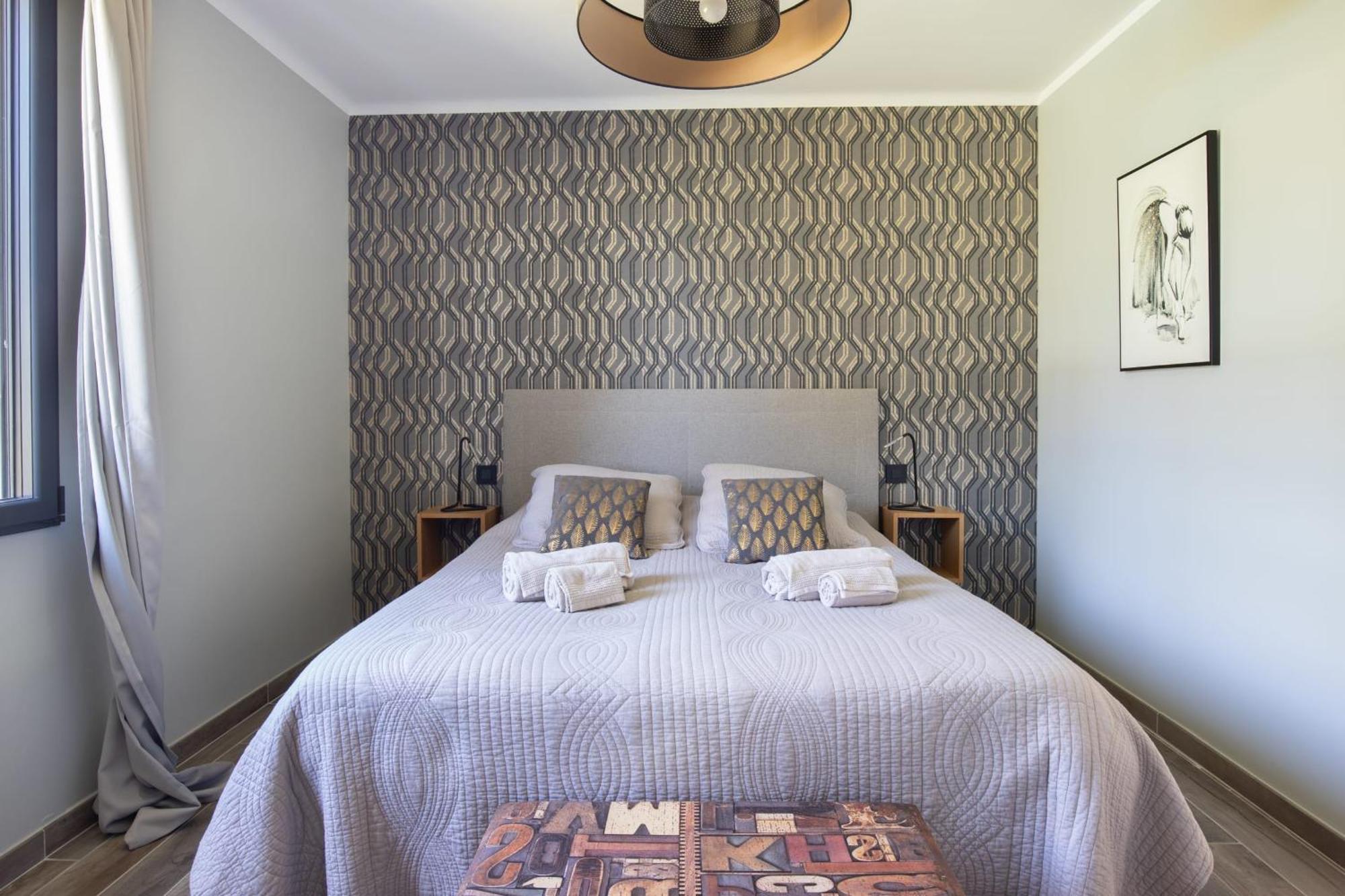 Holiday home Maison Contemporaine - Grand Jardin Et Piscine Privee *